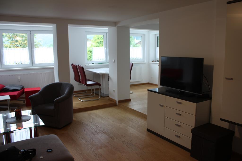 Pension Edelweiss Appartement Wimmer โกเซา ภายนอก รูปภาพ