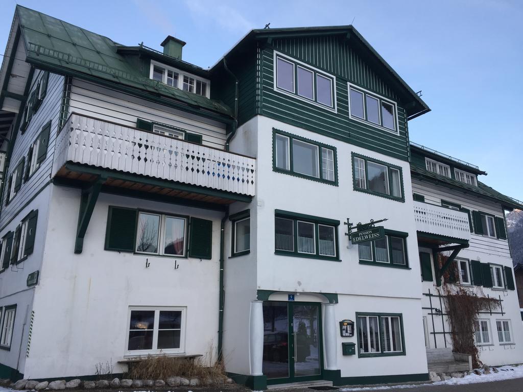 Pension Edelweiss Appartement Wimmer โกเซา ภายนอก รูปภาพ